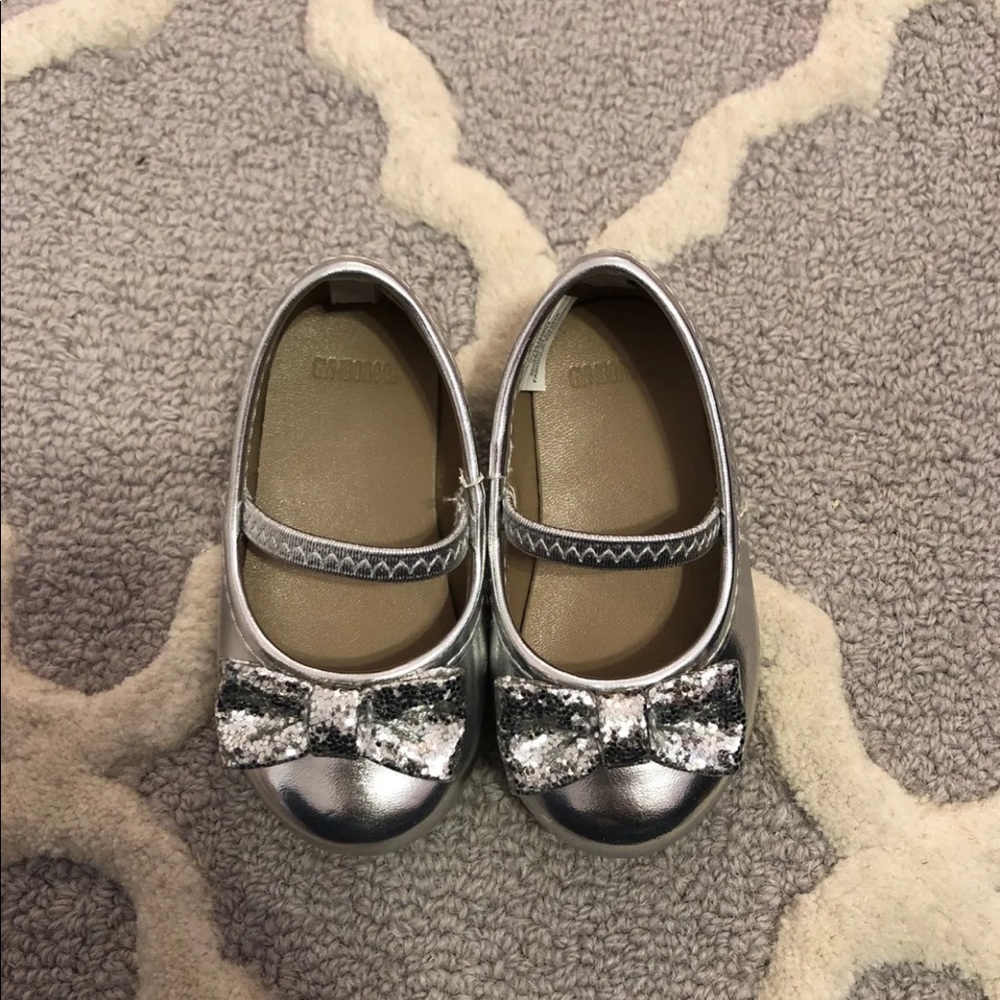 Gymboree Silver dress shoes